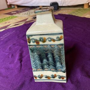 角瓶 沖縄陶器　琉球陶器　花瓶　