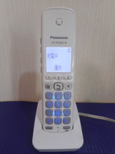 ⑤　Panasonic パナソニック 電話子機 充電台 KX-FKD602-W　増設子機