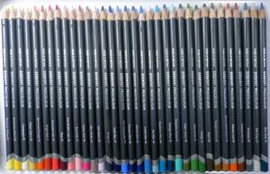 未使用 ダーウェント 油性色鉛筆 プロカラー 34色