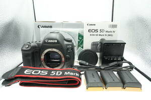 【極美品】《送料無料》Canon EOS 5D Mark IV キヤノンデジタル一眼レフカメラ ボディ [バッテリー3個(ロワ製含む)] 動作正常♪