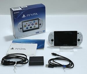 ●極美品　PlayStation Vita Wi-Fiモデル グレイシャー・ホワイト PCH-2000ZA22