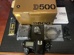 安心の長期保証有　美品　Nikon　D500　ボディ　防湿庫保管　即決はおまけ有