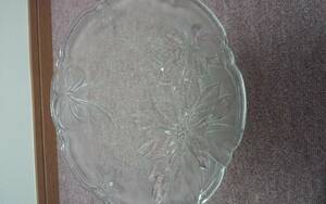 ガラス皿　ポインセチア柄　大皿　2点セット　直径約38センチ
