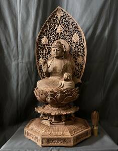 大型高62cm 仏教工芸品　総楠製　井波彫刻　極上彫　木彫仏像　薬師如来座像