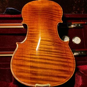 単板トラ目フレイムメイプルバック　工房製ハンドメイドバイオリン　4/4サイズ　特選美杢フレイムメイプル材使用品　付属品多数
