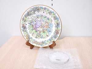 T 【未使用保管品】 Noritake となりのトトロ イヤープレート 1997 のいばら ペーパーウェイト ジブリ コレクション 皿立て付き 現状品