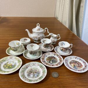 ロイヤルドルトン ブランブリーヘッジ ミニチュア ティーセット ティーサービス フォーシーズンズ デザインおままごと ドール