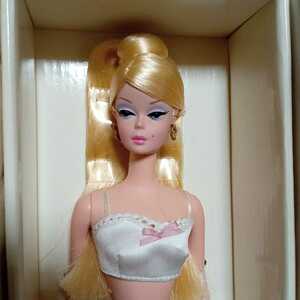 バービー　Barbie ファッションモデル　Lingerie　ランジェリーバービー　シルクストーン　26930
