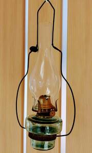 【吊り下げオイルランプ ・ランプホヤ・油壷・アイアンのみ】灯油ランプ オイルランタン・レトロ・アンティーク現状品