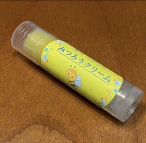 日本蜜蜂 肉球クリーム 蜜蝋クリーム リップタイプ 添加物なし 舐めても安心