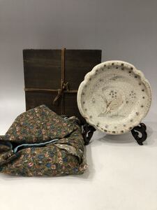 蒐集家蔵名逸品 桃山期 古絵志野 古志野三足鉢 モグサ土 桃山期名品