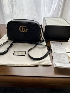 GUCCIマーモント ショルダーバッグ ブラック ゴールド金具チェーン 未使用品 保存袋、保存箱、リボン、領収書付