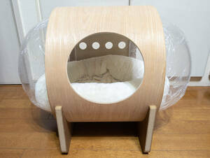 【新品未使用】猫用 宇宙船 オーク 猫ハウス 家 猫用ベッド 天然木製 床置きタイプ