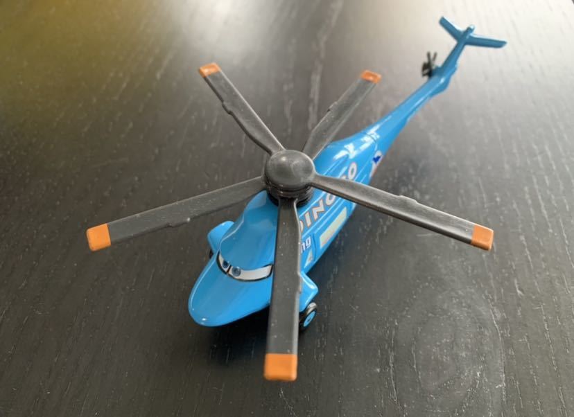 超希少！絶版　カーズ　ダイナコヘリコプター 超希少！絶版カーズダイナコヘリコプター