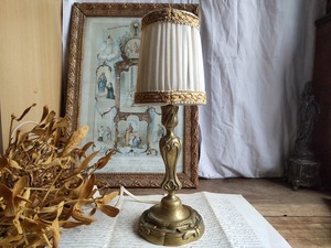 ★フランス アンティーク　素敵な　装飾付き　布シェード　青銅　ランプ 照明 　ライト 　★　