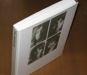 完全生産限定盤！ザ・ビートルズ・6SHM-CD & Blu-ray・「発売50周年記念作品・ホワイト・アルバム / スーパー・デラックス・エディション」