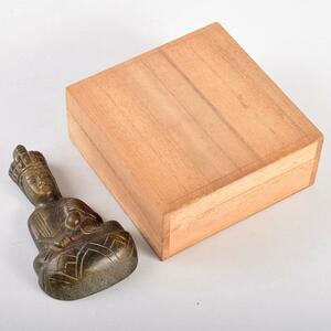 仏教美術　古銅鍍金　観音坐像　仏像　壁掛　時代箱付　D　R4885