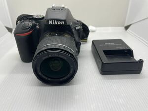 ◆美品！ Nikon D5600 本体＋レンズ＋充電器！ ニコン/AF-P NIKKOR/18-55mm/1:3.5-5.6G/DX VR/MH-24