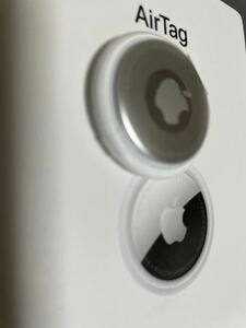 Apple AirTag および　AirTag用キーホルダー　新品未使用