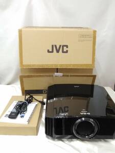 【美品】JVC VICTOR ビクター 4K プロハイエンド DLA-X75R(B) 950時間使用　定価93万 元箱あり プロジェクター ホームシアター