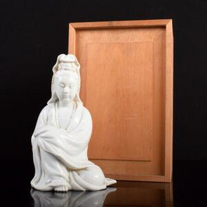 中国　徳化窯　白磁　観音像　仏像　置物　時代箱付　M　R3072