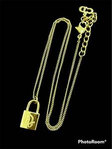 【C】Christian Dior クリスチャンディオール ネックレス　ロゴ 鍵　モチーフ　南京錠　デザイン ペンダント アクセサリー 