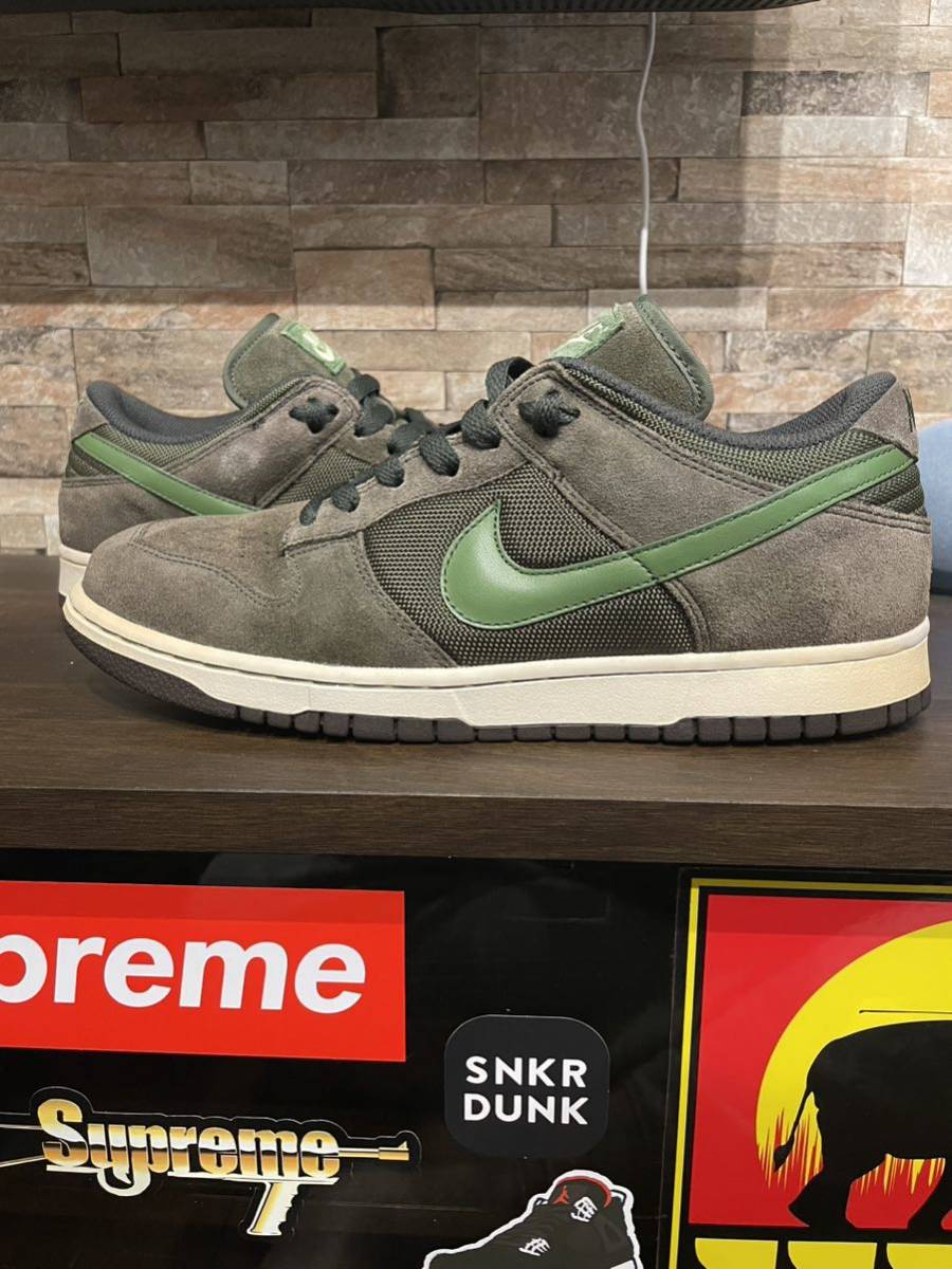 Nike dunk olive