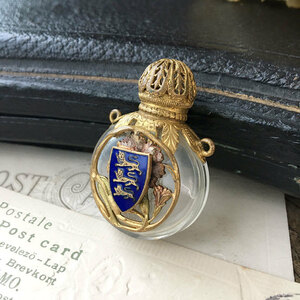 三頭の獅子紋章の香水瓶☆以下検索用 アンティーク ビンテージ シャトレーン ネックレス ペンダント フランス ブローチ イギリス
