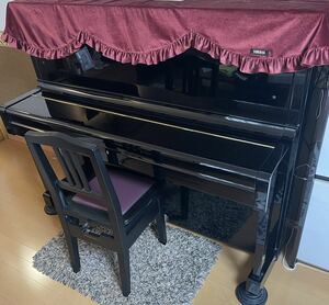 ヤマハ　U1H アップライトピアノ　鏡面塗装仕上げ　ブラック　椅子付き