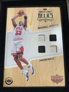 Michael Jordan 2016-17 Upper Deck Supreme Hard Court Career Legacy Relics CLR-MJ4 Bulls Jersey