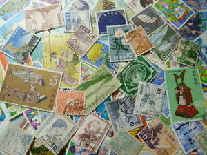 ★特別提供品 日本使用済切手 アンテーク品も 入って特殊、記念、いろいろまとめて 500枚以上 A。