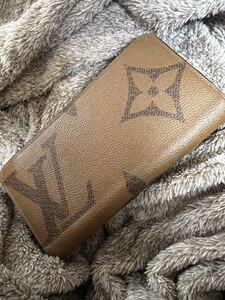 LOUIS VUITTON 長財布