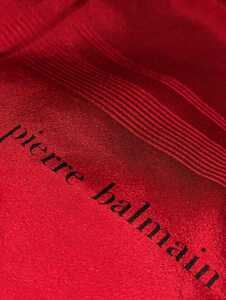 ピエール・バルマン　スカーフ　1,350㍉　300㍉　シルク製　マフラースタイルスカーフ　深紅色　美品　今から遡る商品　他で類似品なし