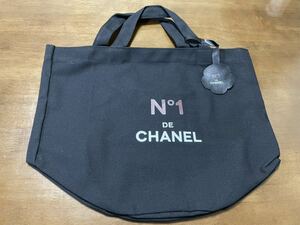 シャネル　Chanel タグ付きノベルティ大容量キャンバストート/エコバッグ　新品未使用　ブラック