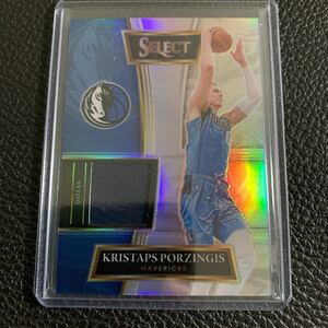 Kristaps Porzingis 2021-22 Panini Selective Swatches Silver Prizm クリスタプス・ポルジンギス ゲーム着用