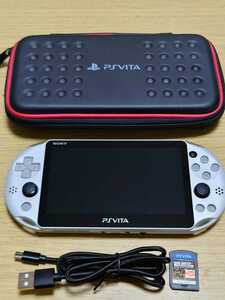PS Vita PCH-2000 本体 USB充電器　純正本体ケース　ゴッドイーター2