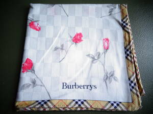 未使用＊Burberry バーバリーハンカチ・アイボリー色・薔薇の花模様