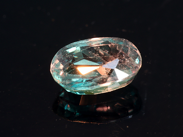 手芸素材・材料 【ソーティング付】アレキサンドライト 0.143ct ルース