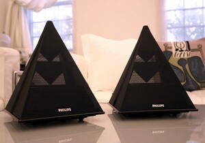 ベルギー製　PHILIPS 無指向製ピラミッドスピーカー ペアー　素晴らしいデザインの美音・美品！