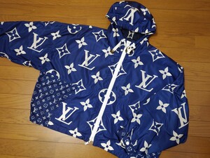 LOUIS VUITTON ルイヴィトン モノグラム フーデッドパーカー ナイロンジャケット ブルゾン 42サイズ ナイロンパーカー 希少