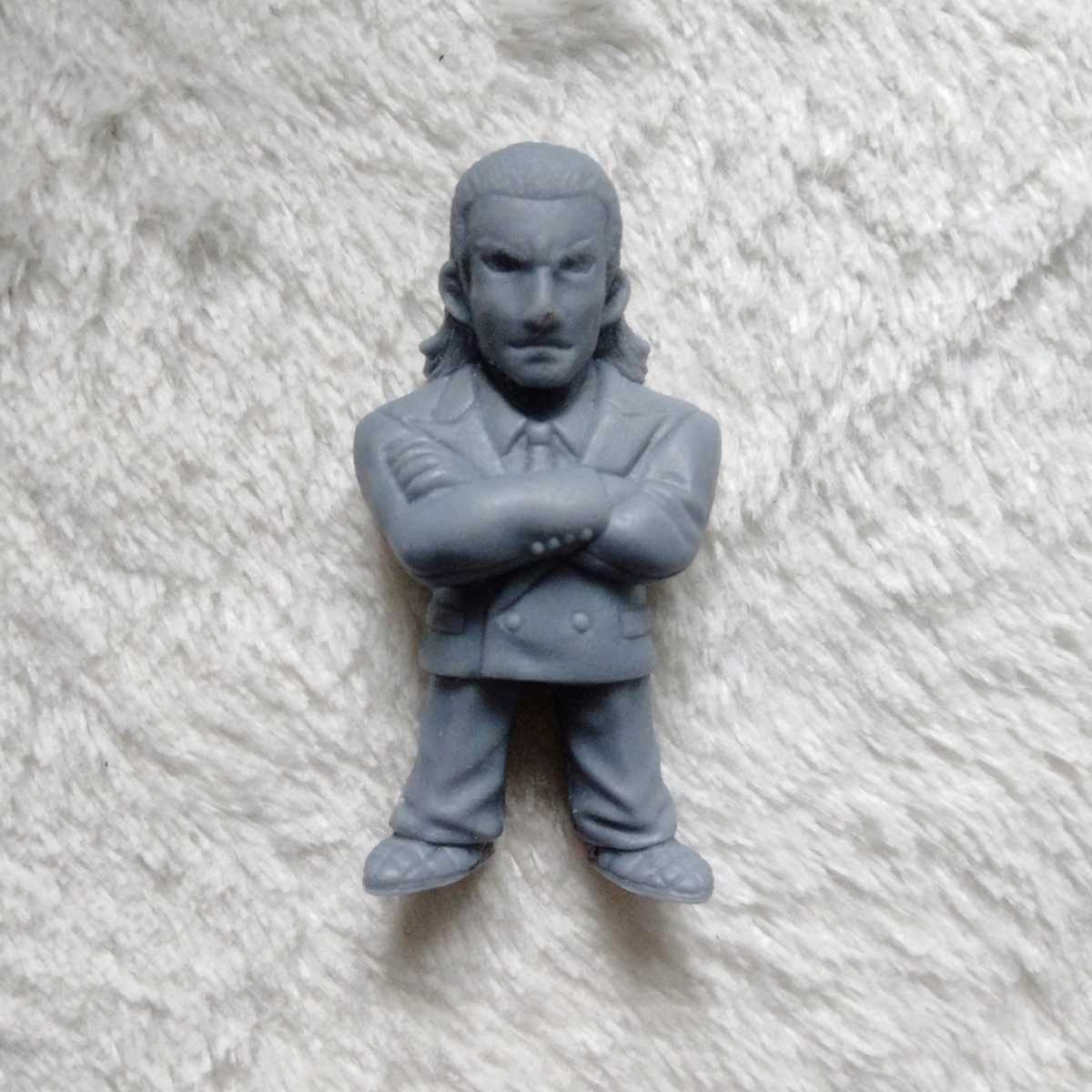 龍が如く 錦山彰 胸像 バッジ 盃ストラップ セット