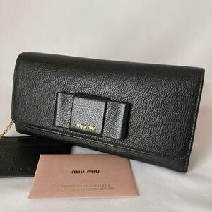 極美品 保存箱 miumiu ミュウミュウ レディース 黒 ブラック 長財布 カード16枚 ロゴマーク入りリボン ギャランティ 5MH109 レザー