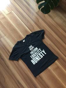 男女兼用 Tシャツ・ダメージ加工・ブラック・レディース XL～XXL(メンズM程度)・Tee shirt・送料210円