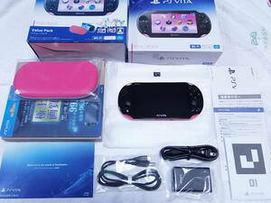 PS Vita　新品に近い綺麗な美品　ピンク ブラック　PCH-2000　液晶画面は、完全に無傷　メモリー16GB　バリューパック　フィルムは、未使用