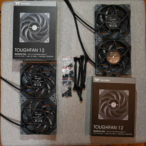 【送料込】thermaltake TOUGHFAN 12 4個set ②☆検索用 自作PC ケースファン サーマルテイク タフファン Noctua