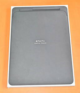 12.9インチ iPad Pro用 レザースリーブ ブラック