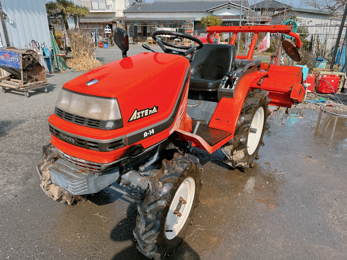 鹿児島発 ヤンマー 14馬力ディーゼルエンジントラクターF14D 日置市