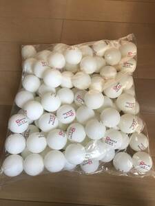 卓球　訓練用ボール　　プラスチック(ABS樹脂)　　 練習用球 白 WHiZZ 40mm 　　2スター　　100球