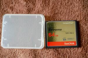 sandisk CFカード 64GB ①