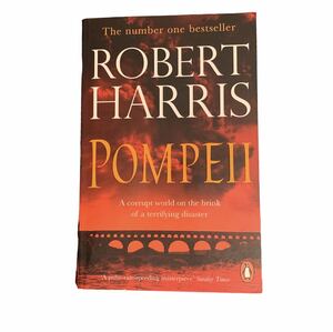 POMPEII / ROBERT HARRIS 洋書　ペーパーバック
